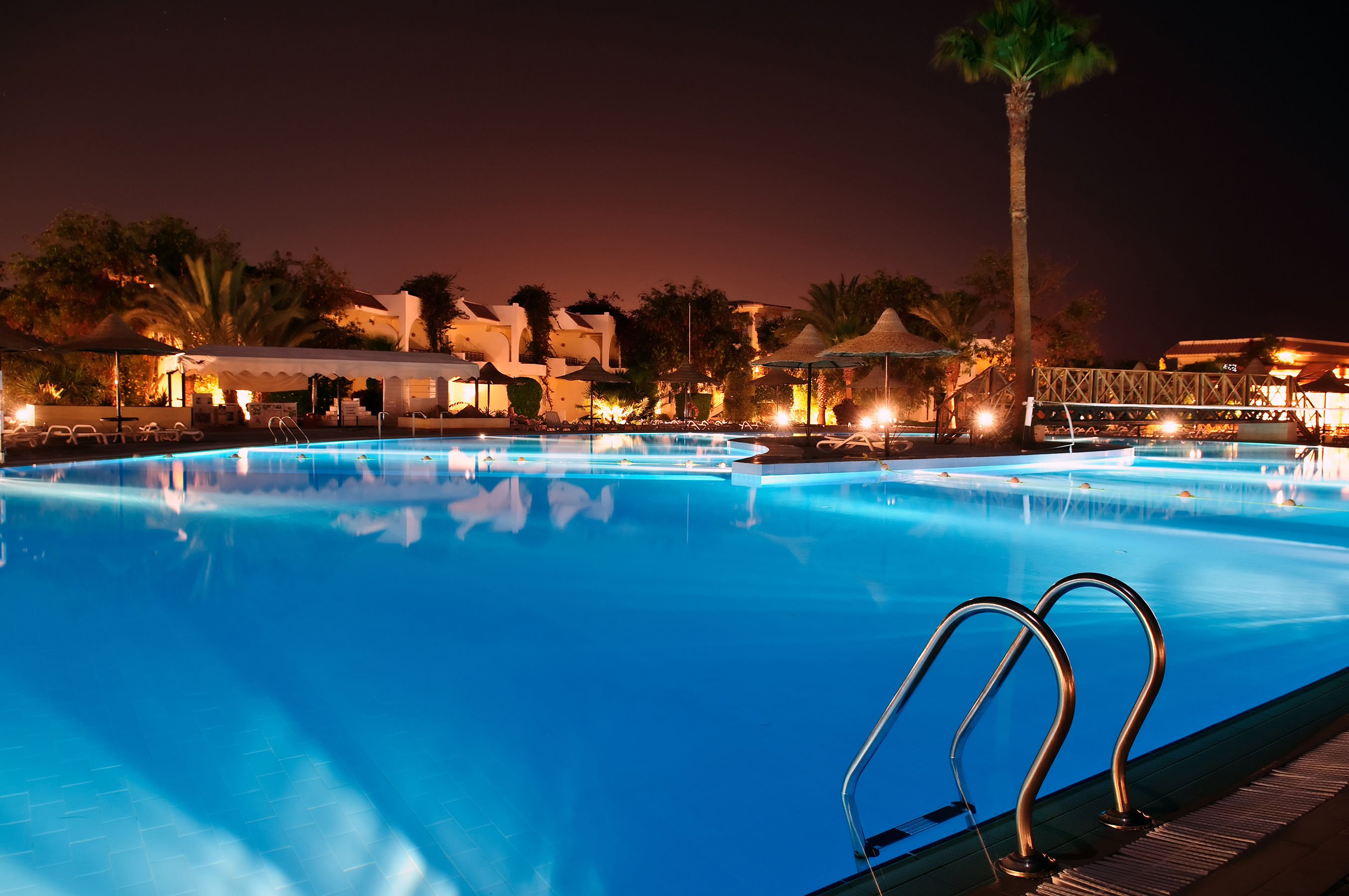 UAE Swimming Pool Lights Project UAE Swimming Pool Lights Project