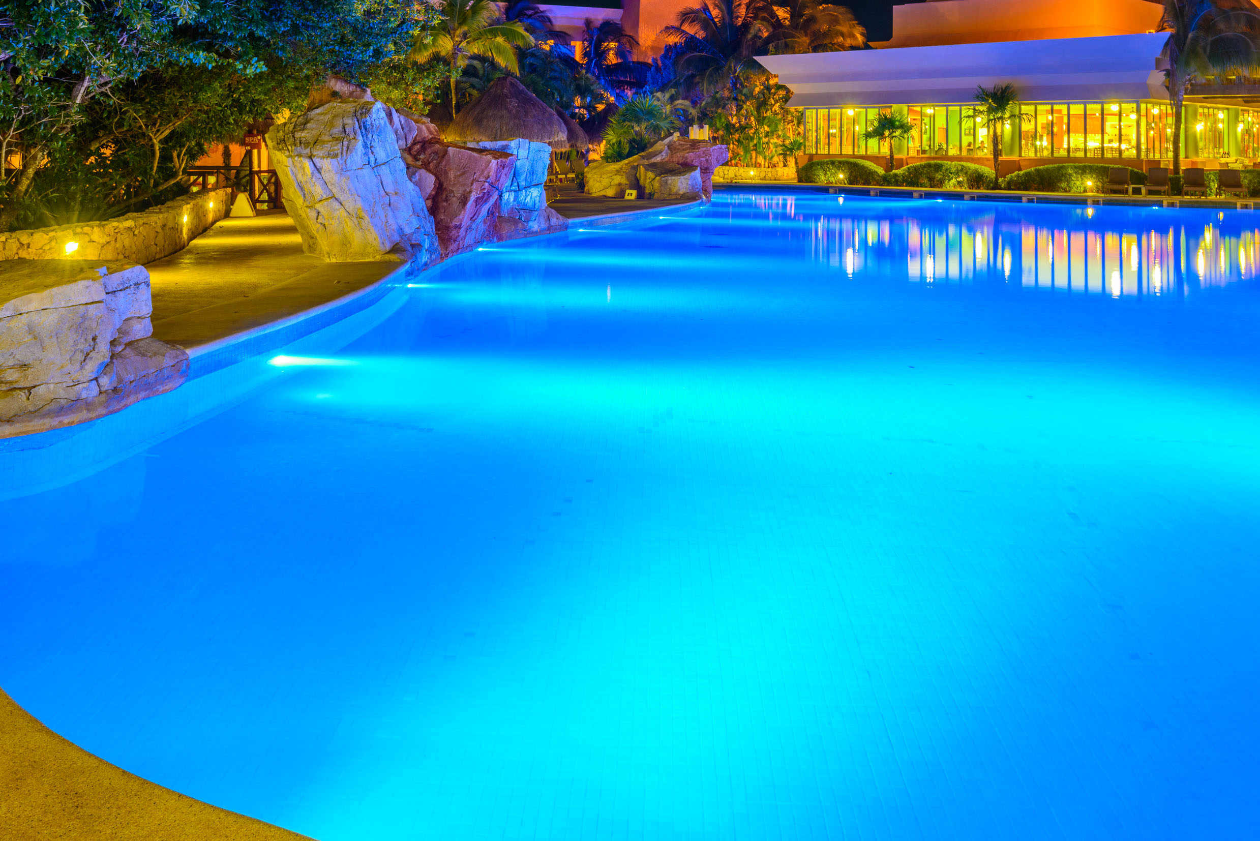 Swimming Pool Lighting Projects in the Italy